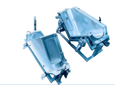 CAD Desain Rotasi Molding Aluminium casting cetakan yang dapat digunakan kembali Untuk PVC Plastisol Corner Fender