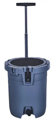 Makanan / Minuman Rotomolded Storage Box Roto Plastic Pull Rod Ice Cooler Box