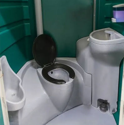 Produk cetakan rotasi portabel Toilet mobile 8-10mm Ketebalan Perlindungan UV