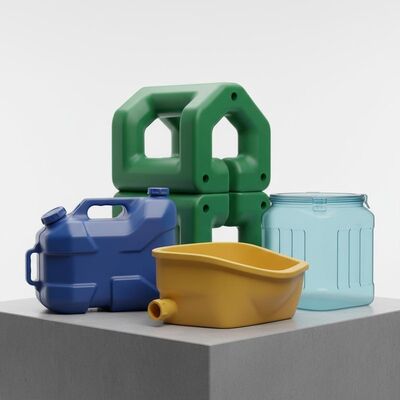 Pürüzsüz yüzey, karmaşık şekilleri ve uzun ömürlü plastik ürünleri destekleyen dönen plastik kalıplama yeteneklerini tamamlar