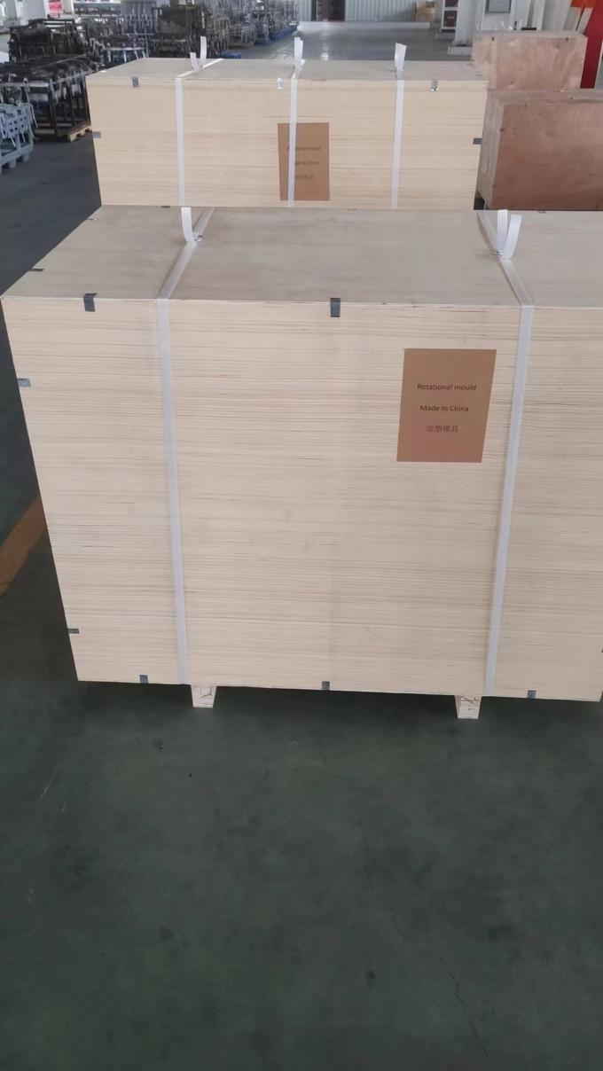 Couleur personnalisée rotationnelle Planteur de jardin Moules PE Planteurs Rotomold Outils 3